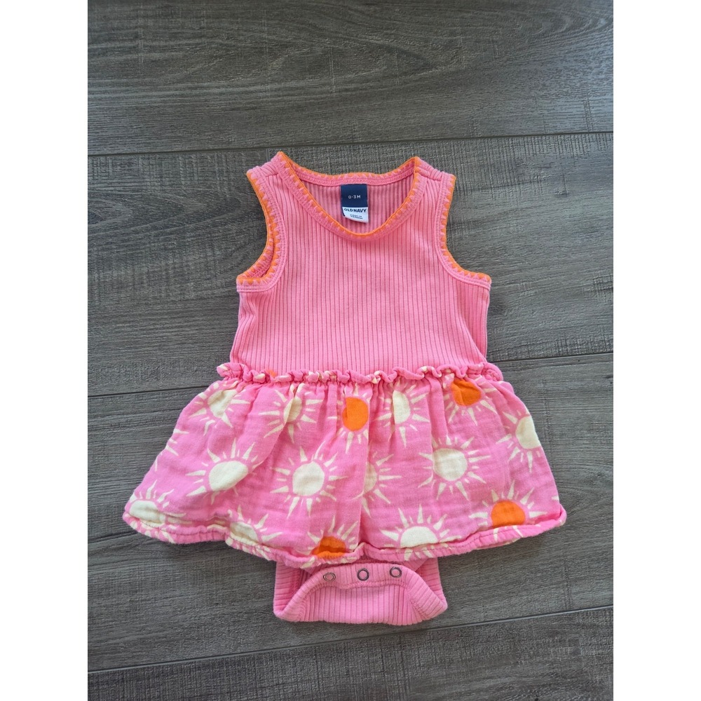 Old navy baby girl romper 0-3 mos